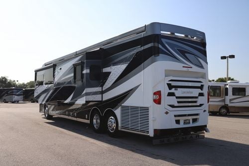 2025 Newmar London Aire 4551