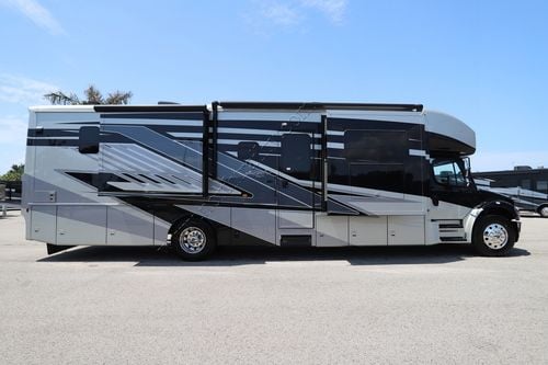 2026 Newmar Grand Star 3948