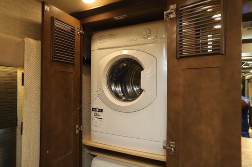 2021 Newmar Supreme Aire 4051