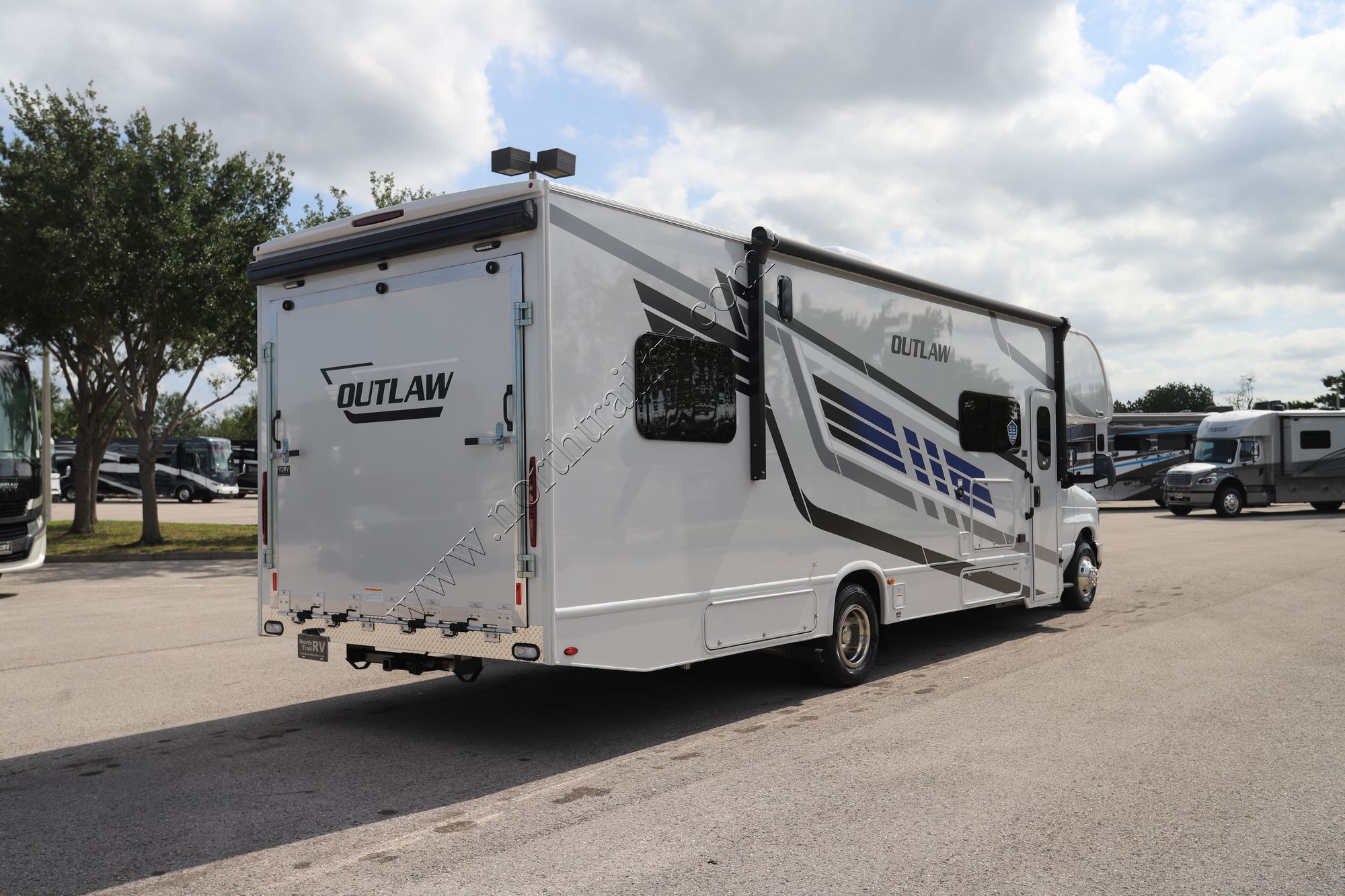 New 2026 Thor Outlaw 29T Class C  For Sale