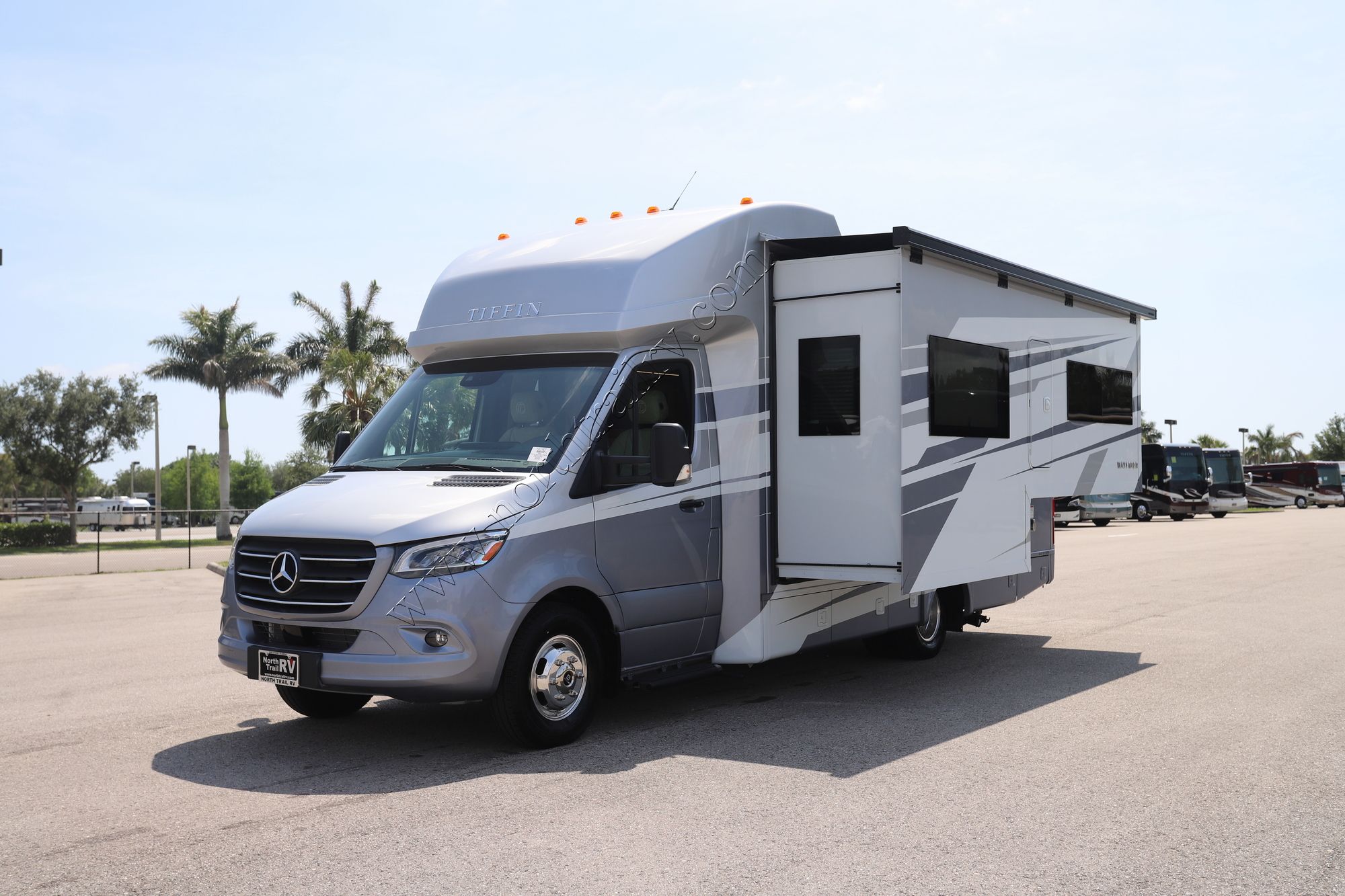 New 2026 Tiffin Motor Homes Wayfarer 25XPW Class C  For Sale