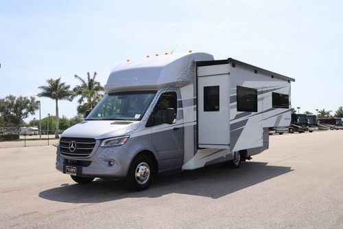 2026 Tiffin Motor Homes Wayfarer 25XPW