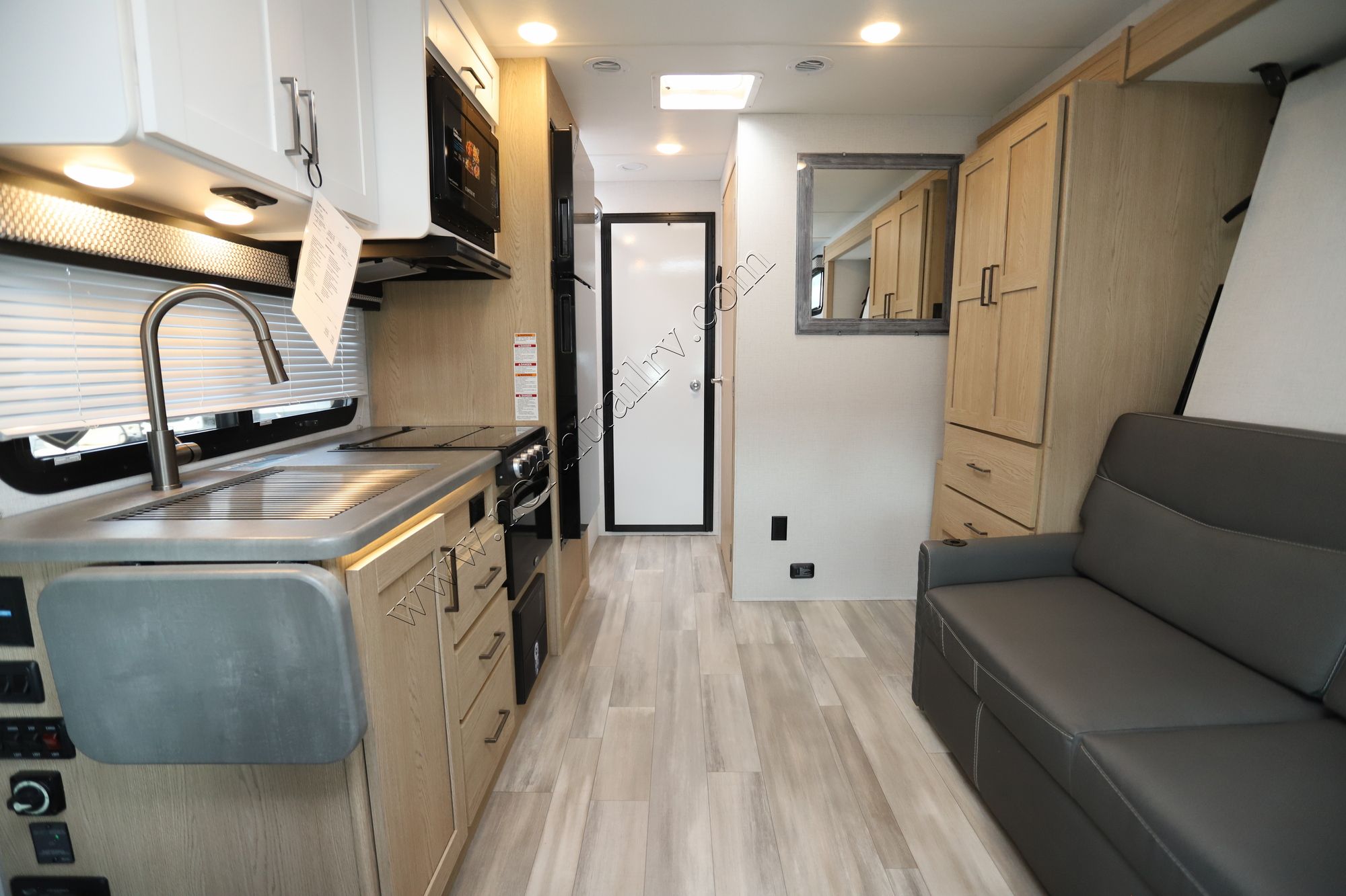 New 2026 Thor Outlaw 29T Class C  For Sale