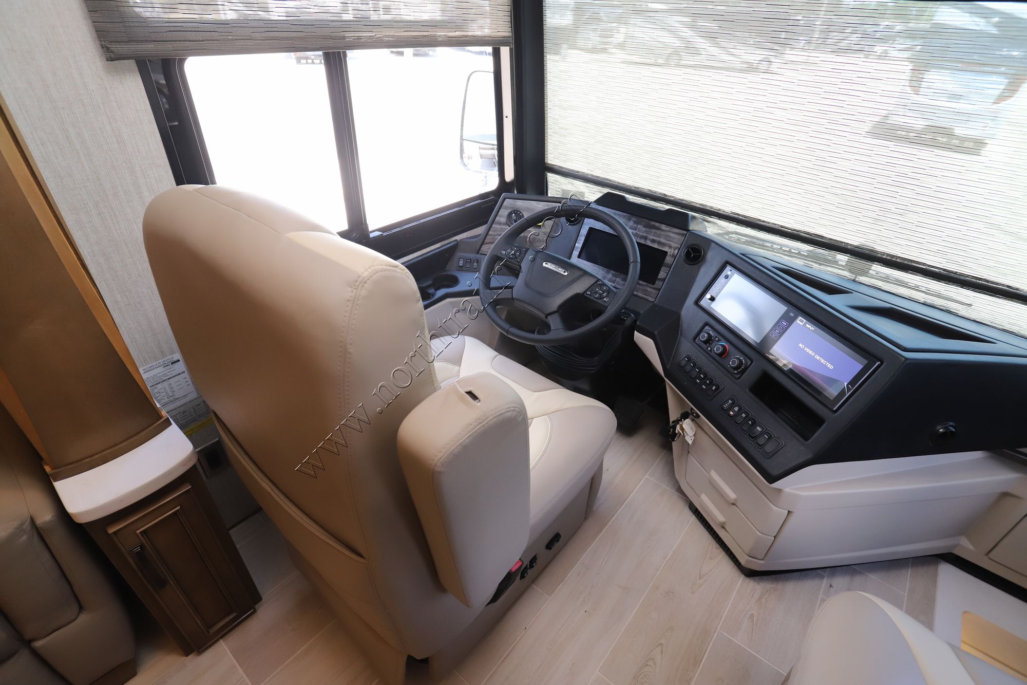 New 2026 Newmar Dutch Star 4081 Class A  For Sale