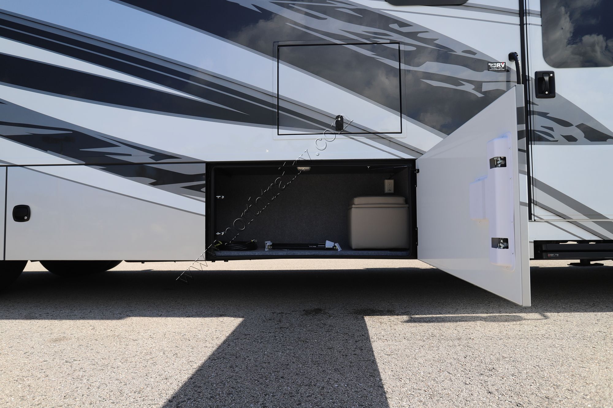 New 2025 Renegade Rv Verona 36VSB Super C  For Sale