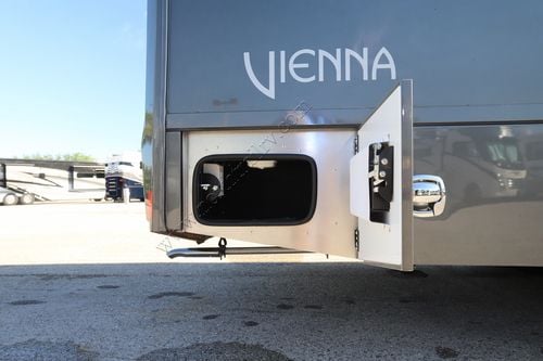 2025 Renegade Rv Vienna 25FWC