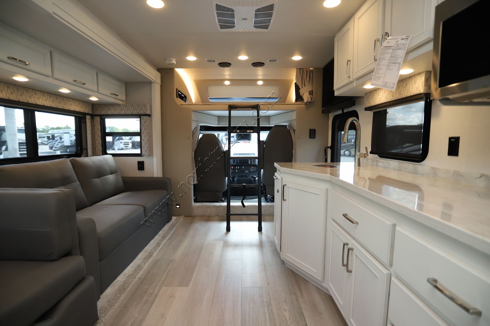 New 2025 Renegade Rv Verona 40VBH Super C  For Sale