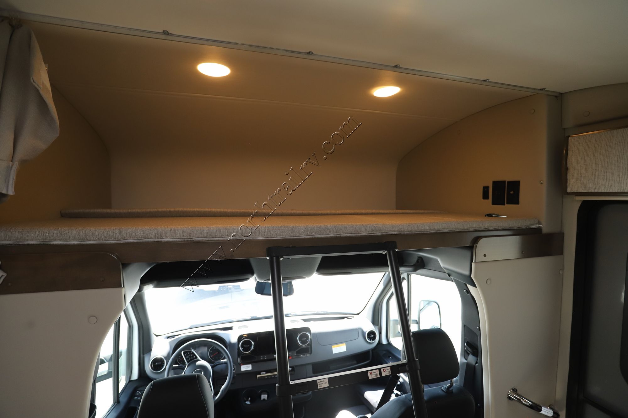 New 2025 Renegade Rv Vienna 25FWC Class C  For Sale