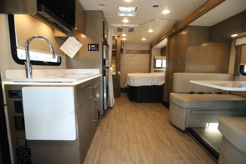 2025 Renegade Rv Vienna 25FWC