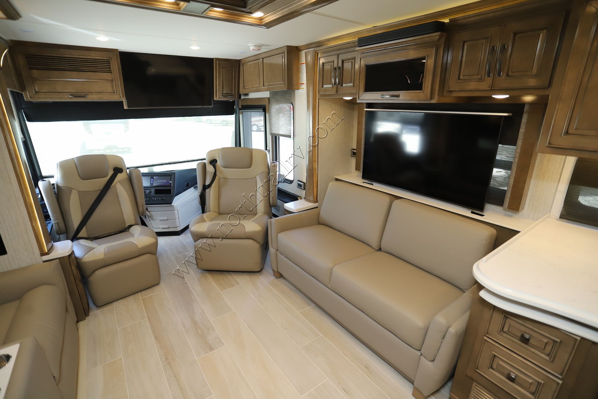 New 2026 Newmar Dutch Star 4081 Class A  For Sale