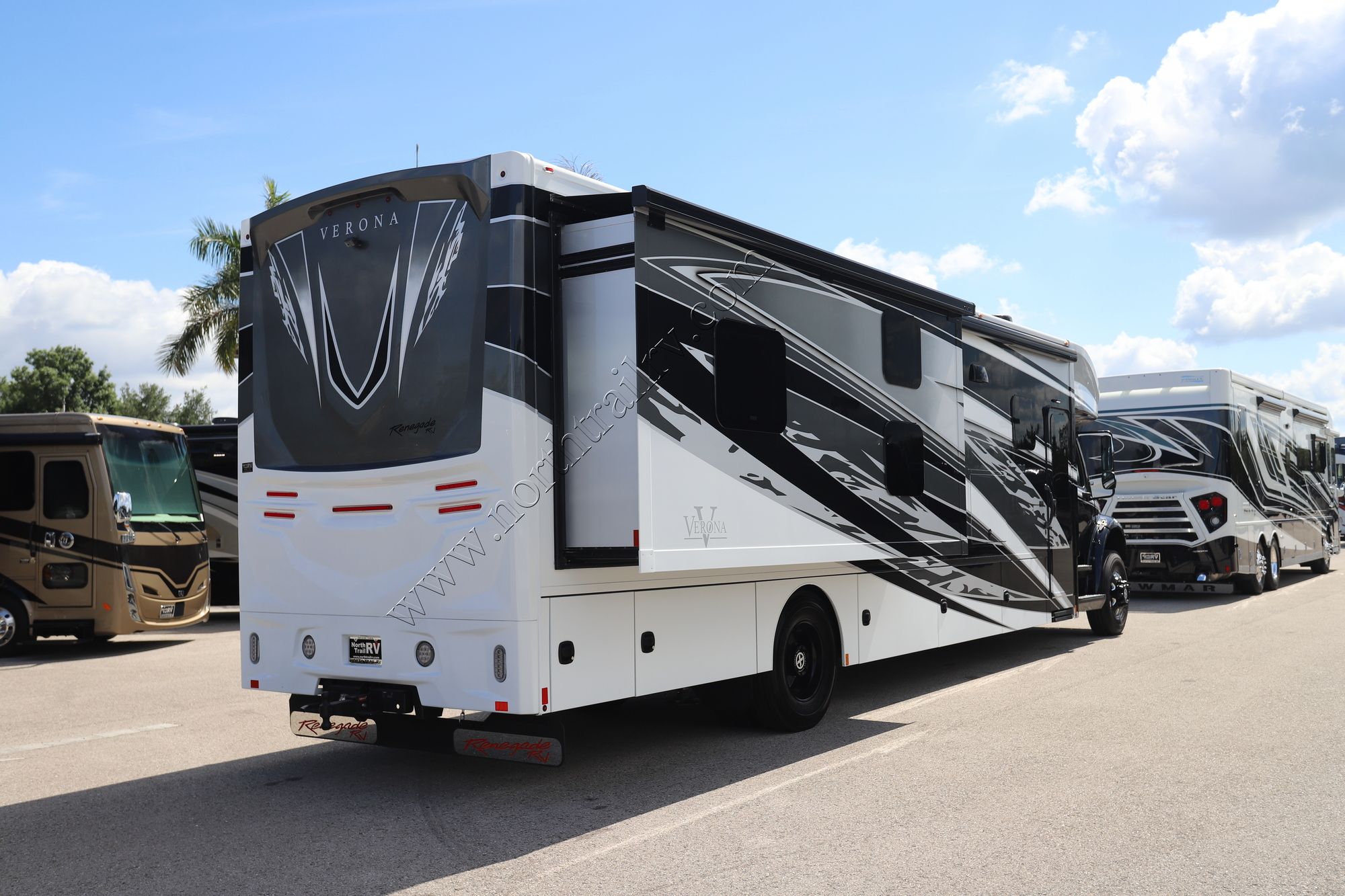 New 2025 Renegade Rv Verona 40VBH Super C  For Sale