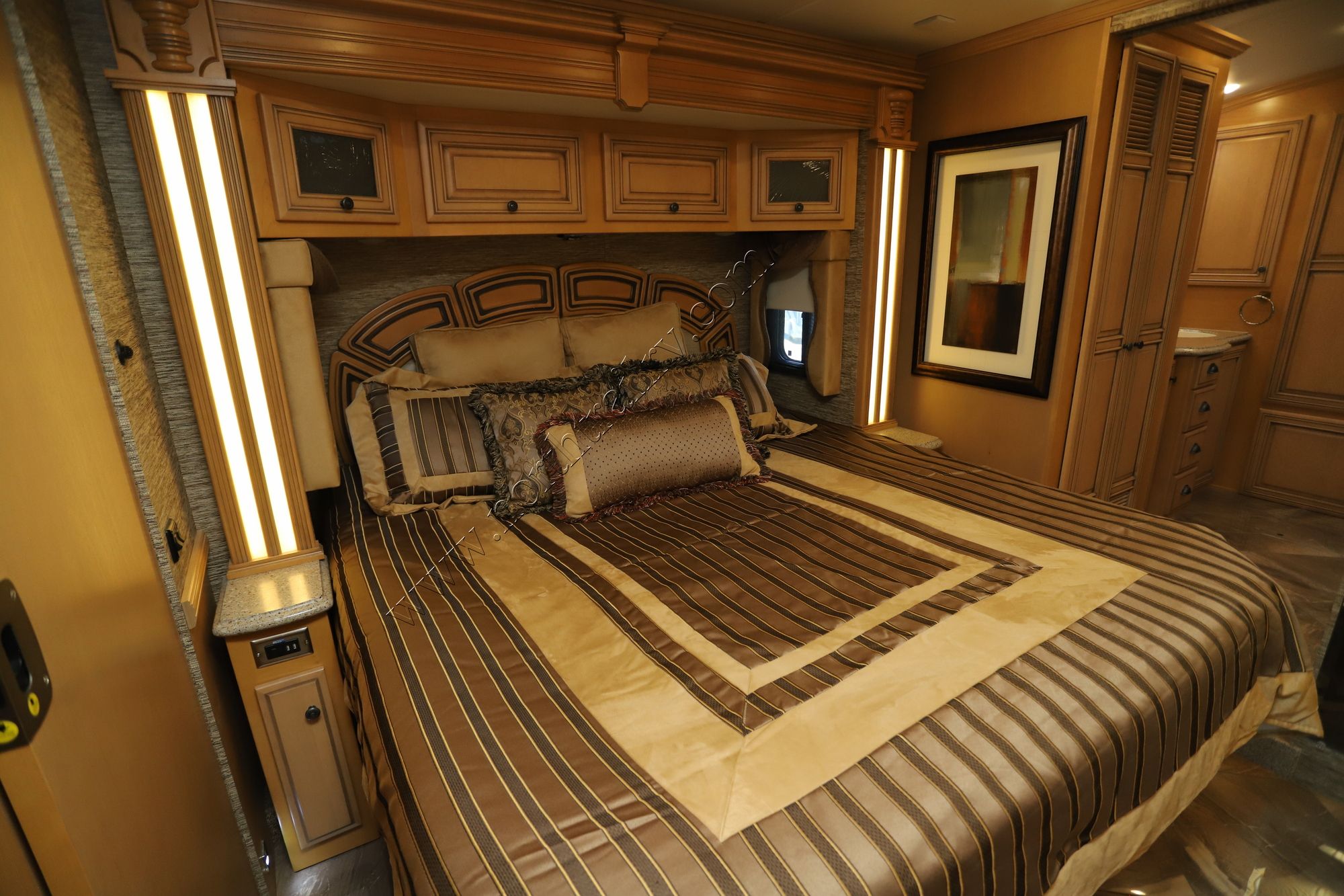 Used 2016 Newmar Dutch Star 4369 Class A  For Sale