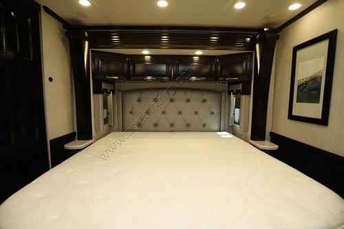 2021 Newmar London Aire 4551