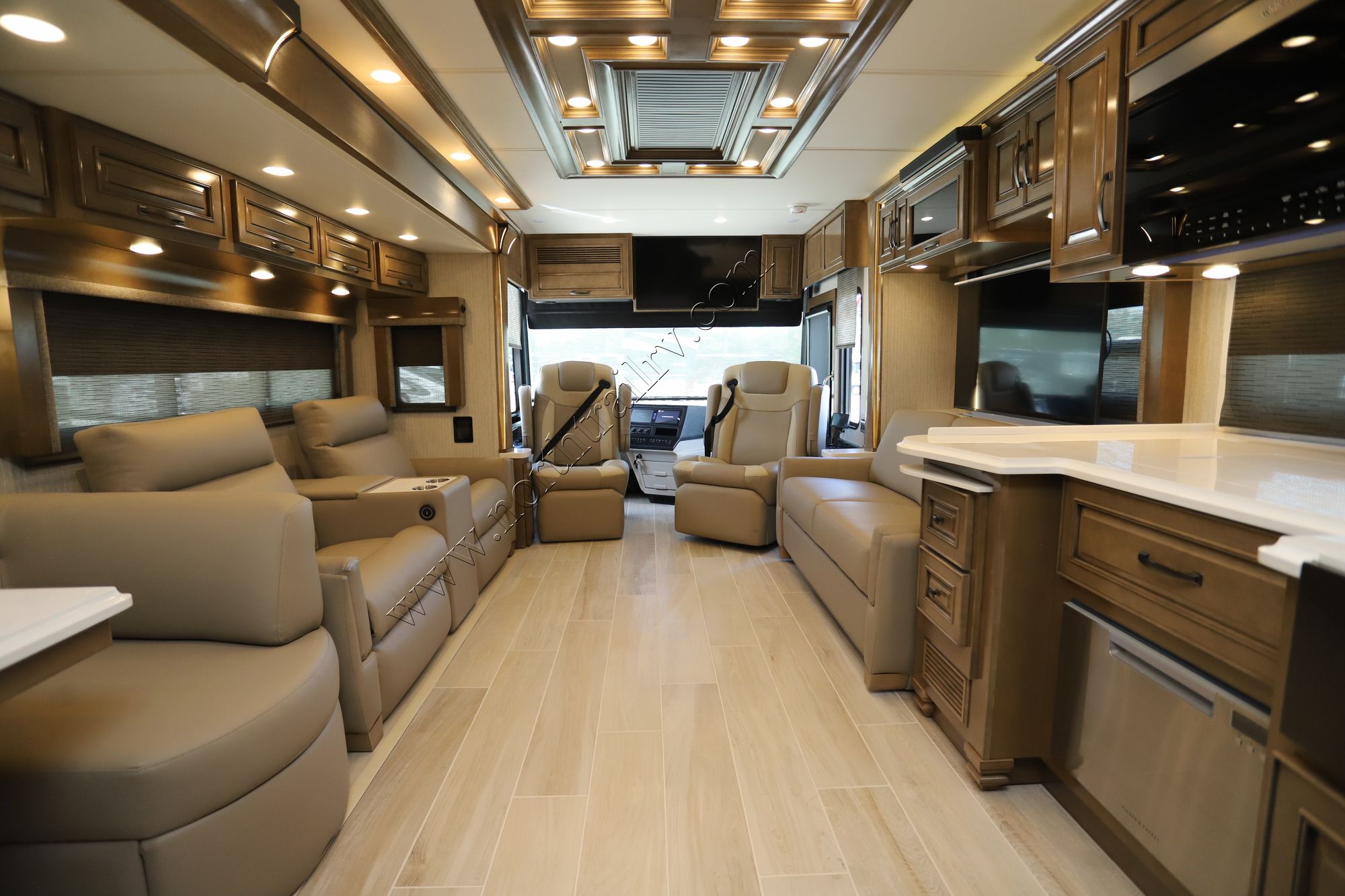 New 2026 Newmar Dutch Star 4081 Class A  For Sale