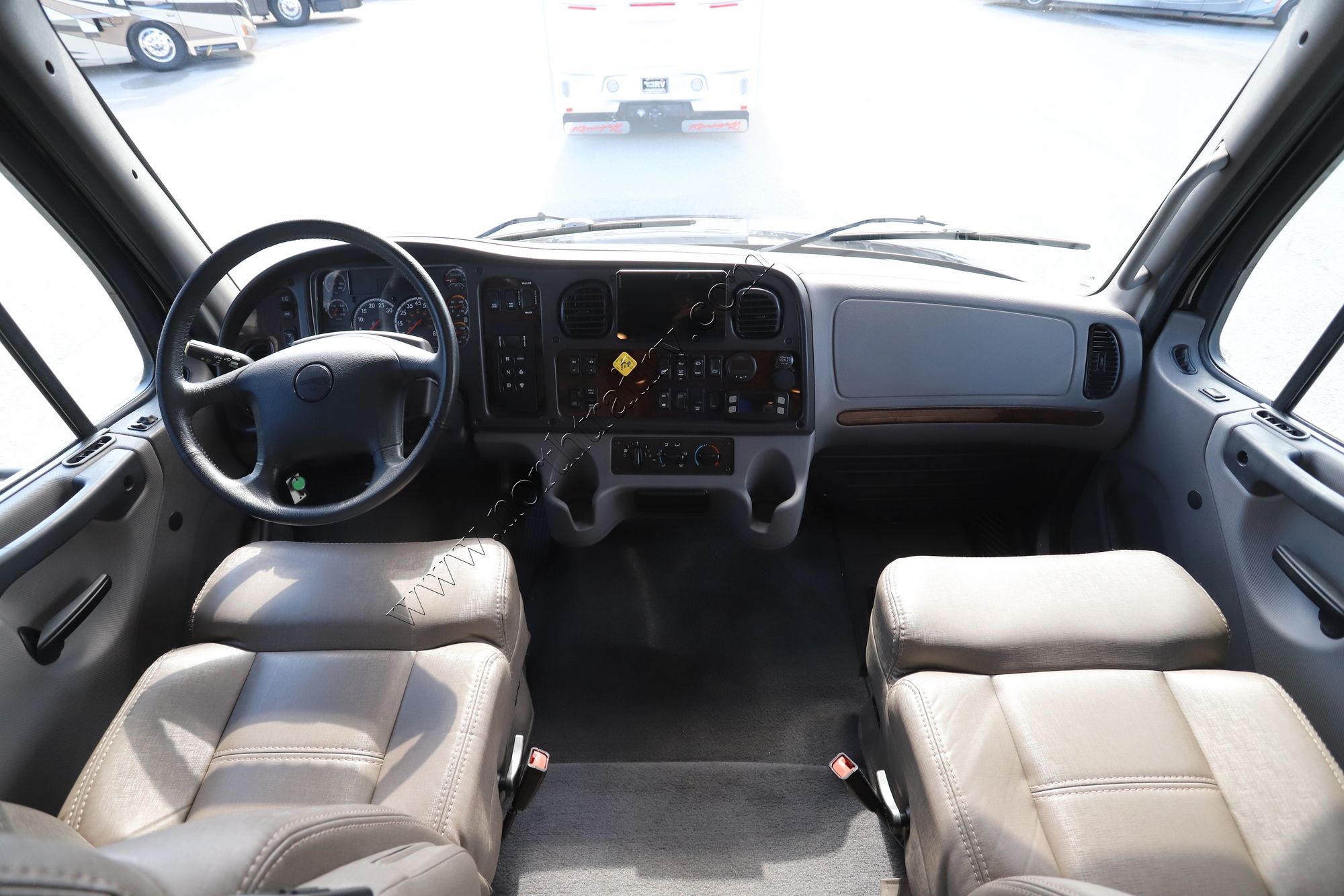 Used 2022 Renegade Rv Verona 36VSB Super C  For Sale