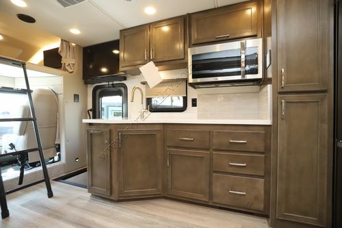 2025 Renegade Rv Verona 36VSB Super C