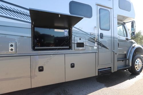 2025 Dynamax Europa 34SS