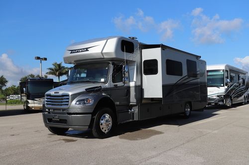 2025 Dynamax Europa 34SS