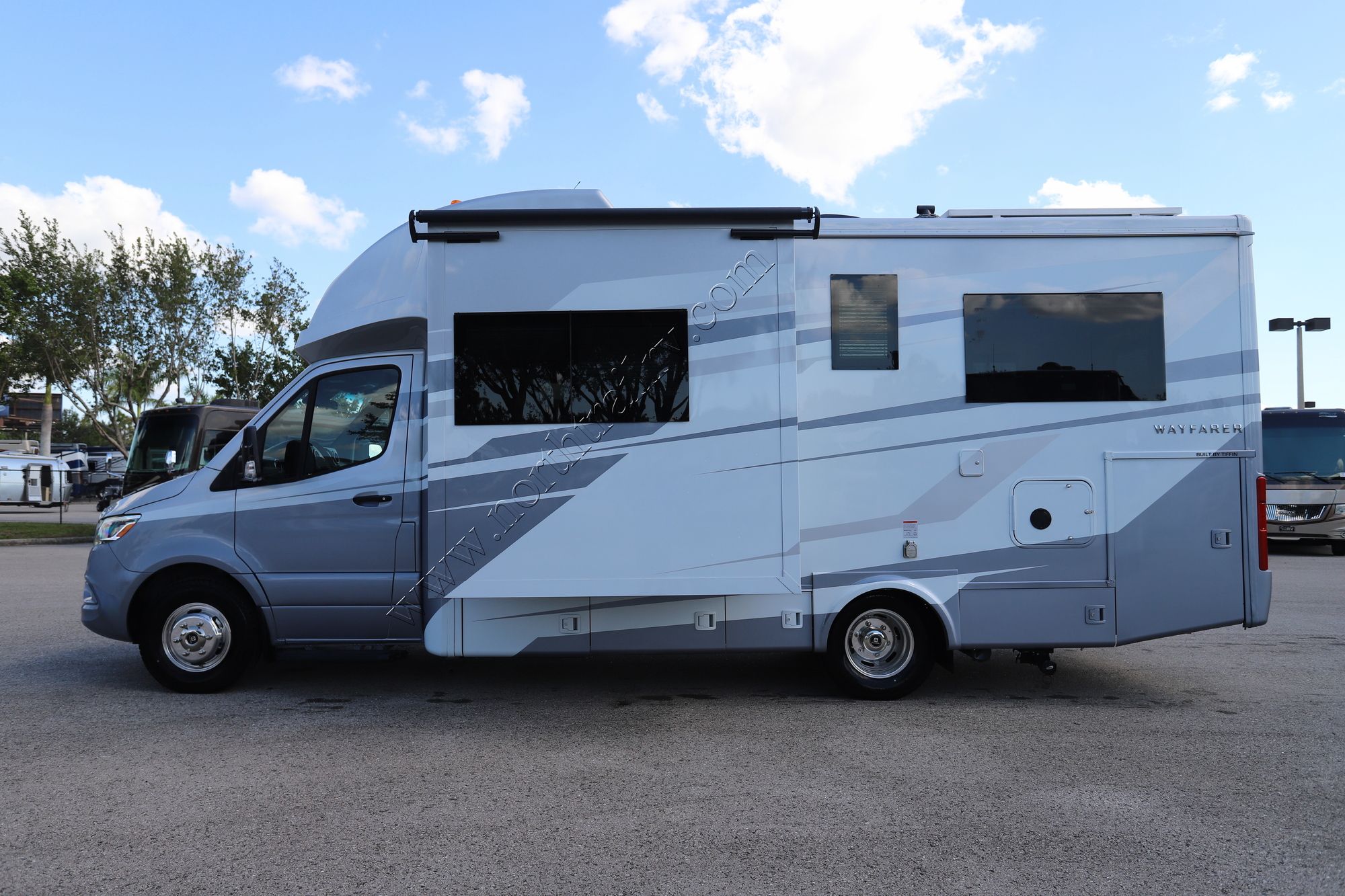New 2026 Tiffin Motor Homes Wayfarer 25XLW Class C  For Sale