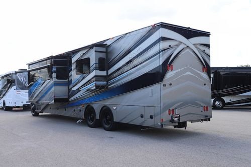 2025 Renegade Rv Classic Garage 2609