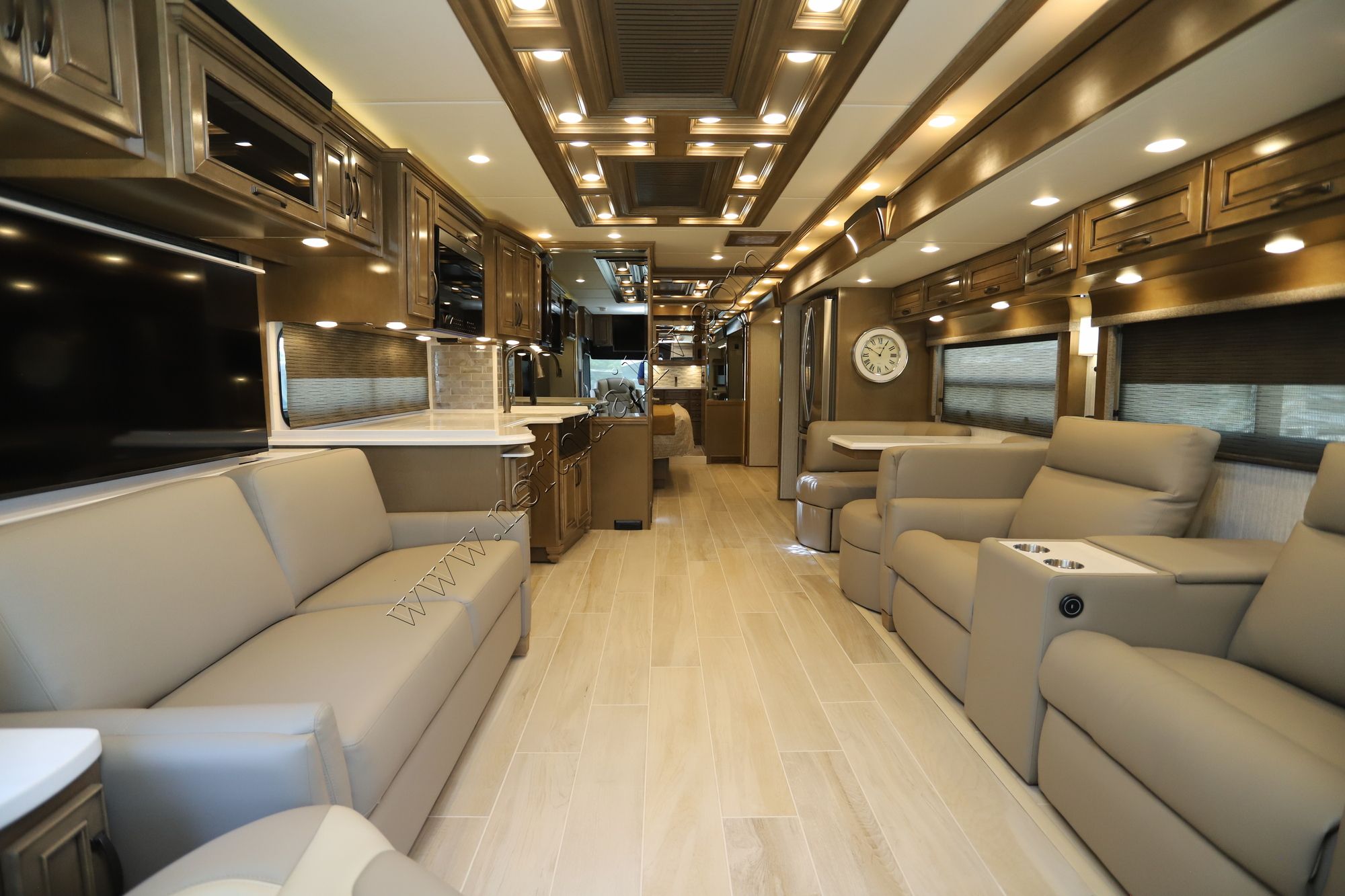 New 2026 Newmar Dutch Star 4081 Class A  For Sale