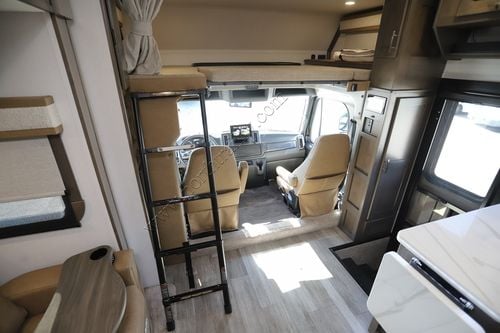 2025 Dynamax Europa 34SS