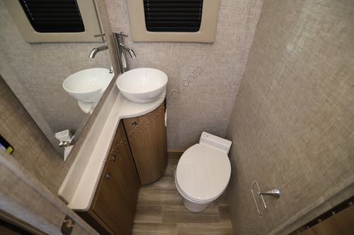 2026 Tiffin Motor Homes Wayfarer 25XLW