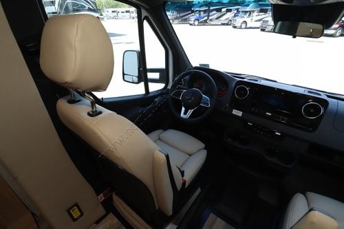 2026 Tiffin Motor Homes Wayfarer 25XLW
