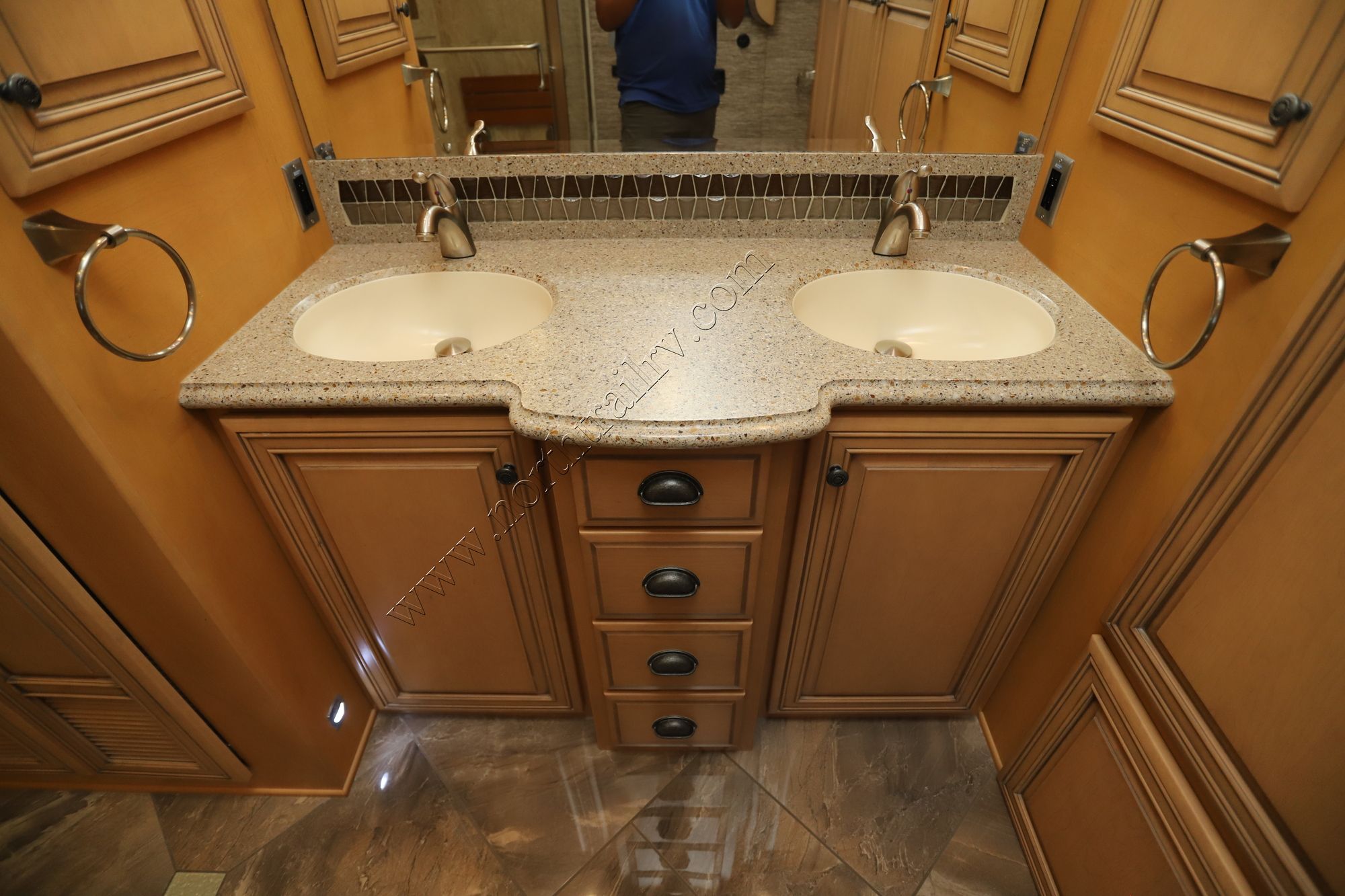 Used 2016 Newmar Dutch Star 4369 Class A  For Sale