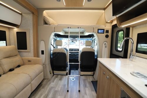 2026 Tiffin Motor Homes Wayfarer 25XLW
