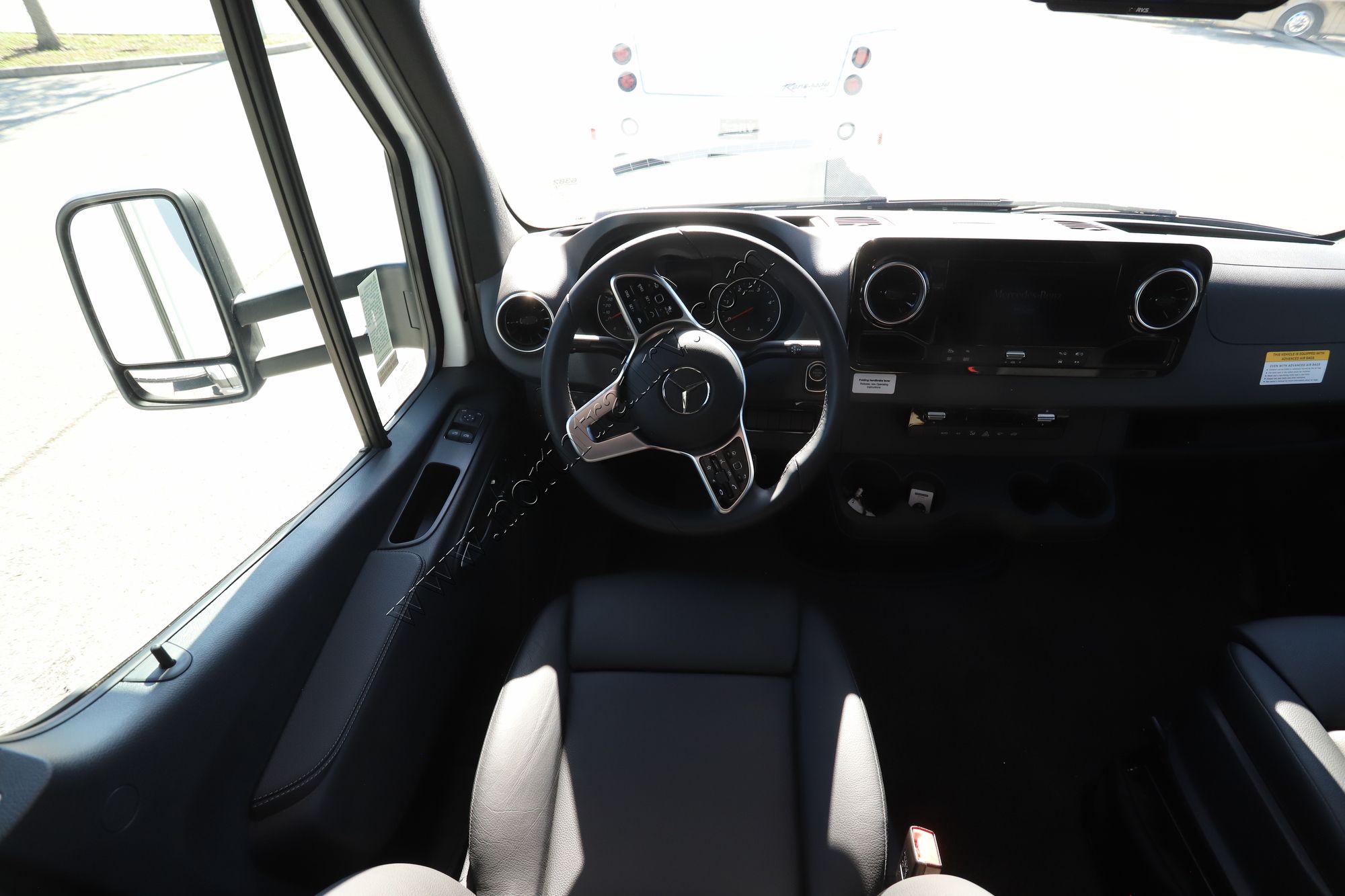 New 2025 Renegade Rv Vienna 25FWC Class C  For Sale