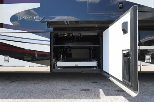 2021 Newmar London Aire 4551