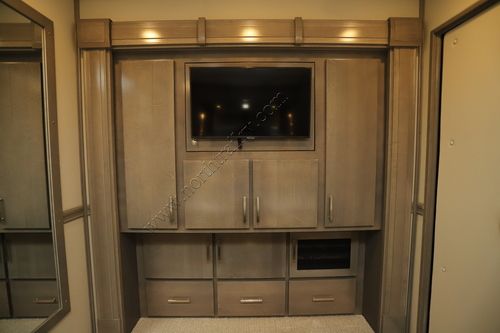 2025 Renegade Rv Classic Garage 2609