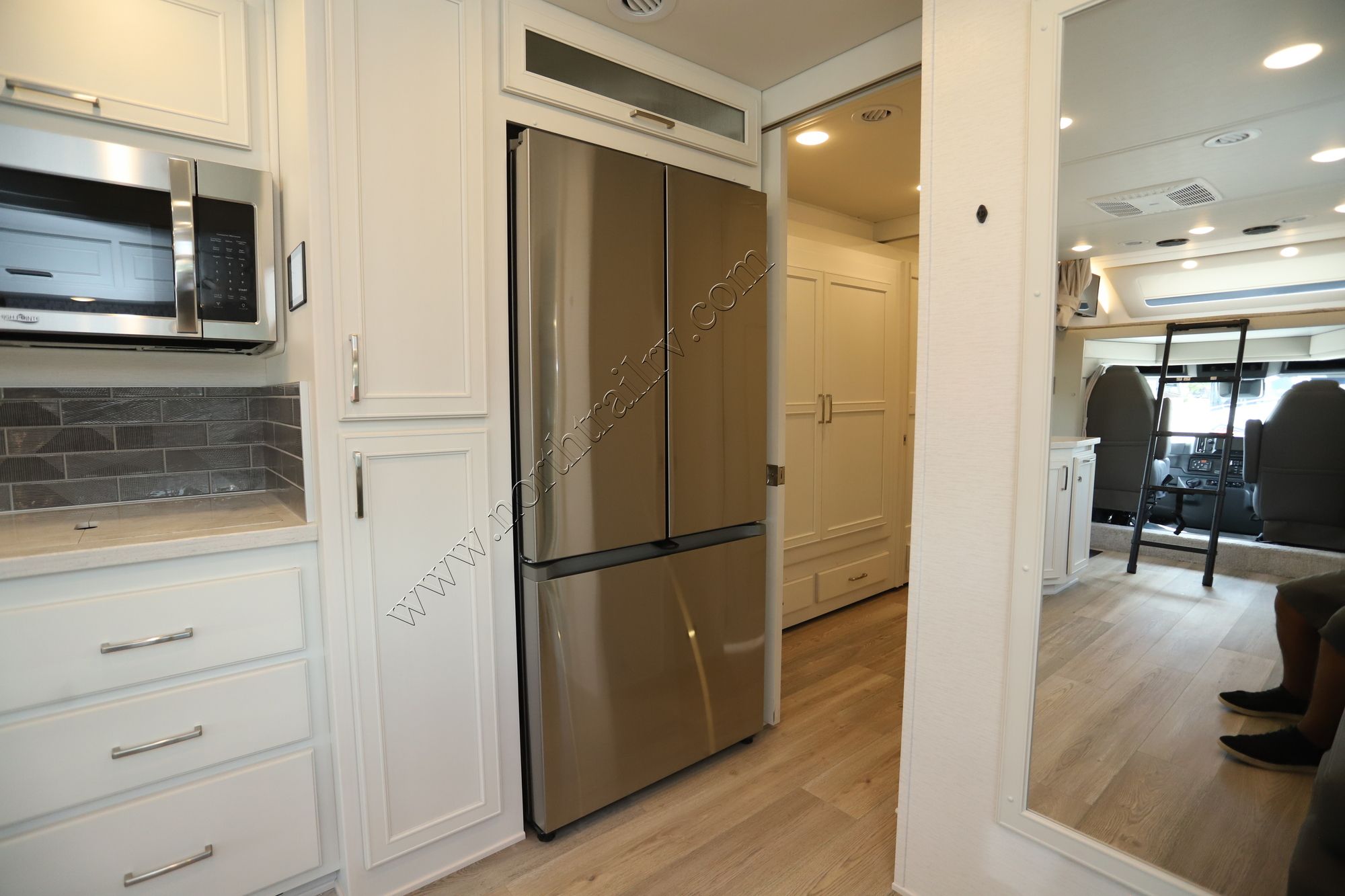 New 2025 Renegade Rv Verona 40VBH Super C  For Sale