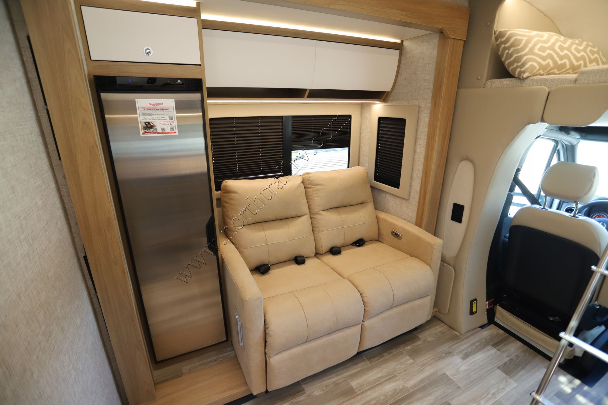 New 2026 Tiffin Motor Homes Wayfarer 25XLW Class C  For Sale