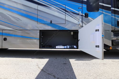 2025 Renegade Rv Classic Garage 2609