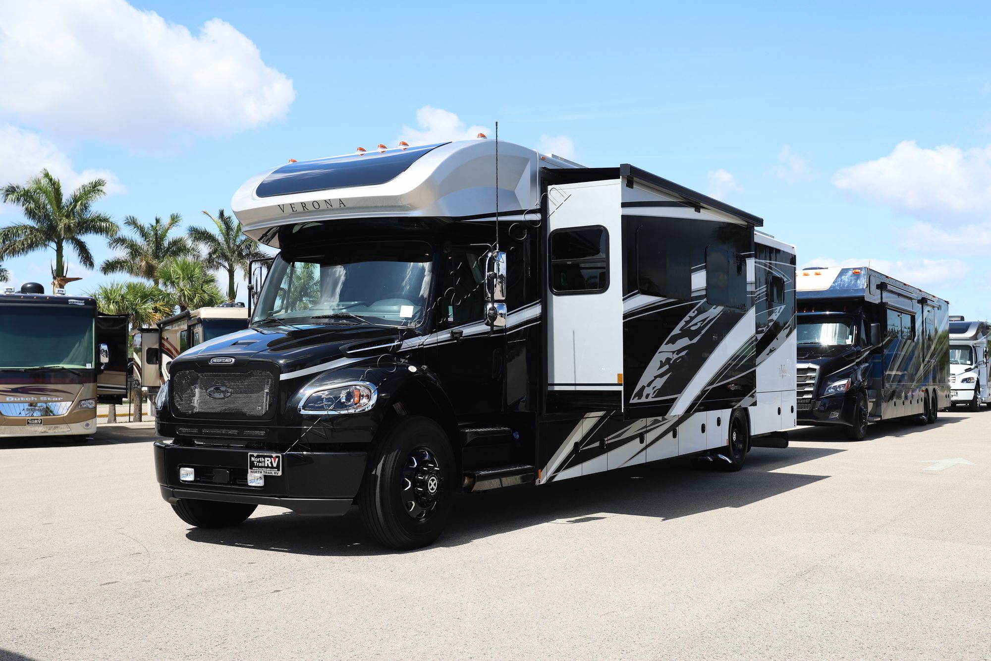 New 2025 Renegade Rv Verona 40VBH Super C  For Sale