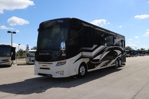2021 Newmar London Aire 4551