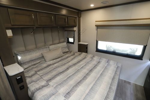 2025 Dynamax Europa 34SS