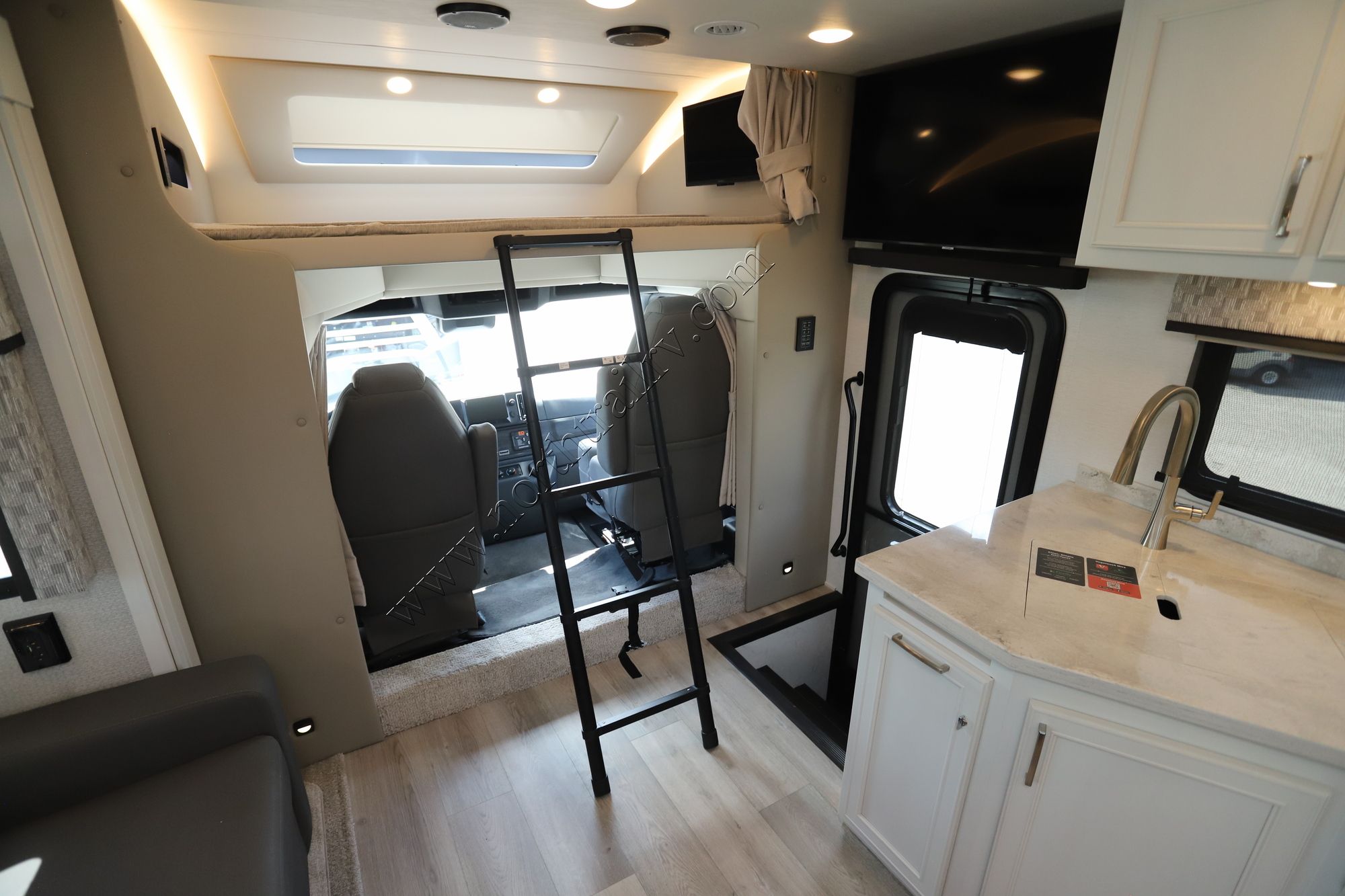 New 2025 Renegade Rv Verona 40VBH Super C  For Sale