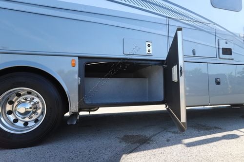 2025 Dynamax Europa 34SS