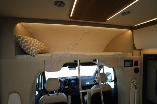 2026 Tiffin Motor Homes Wayfarer 25XLW