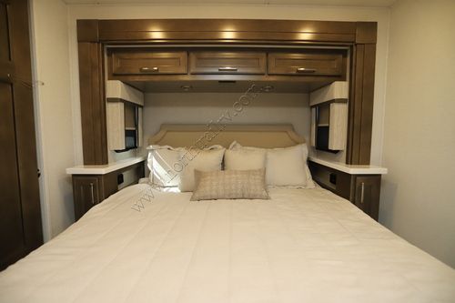 2025 Renegade Rv Verona 36VSB Super C