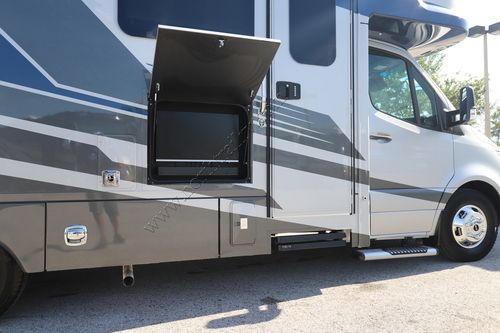 2025 Renegade Rv Vienna 25FWC