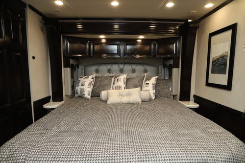 2021 Newmar London Aire 4551