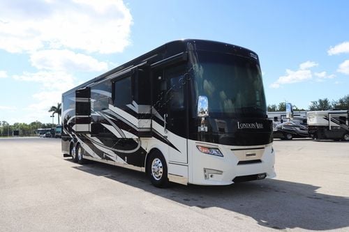 2021 Newmar London Aire 4551