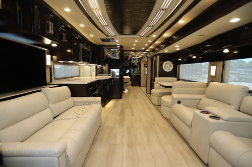 2021 Newmar London Aire 4551