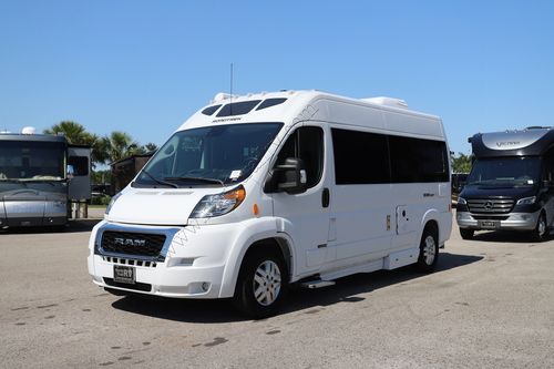 2023 Roadtrek Zion SRT