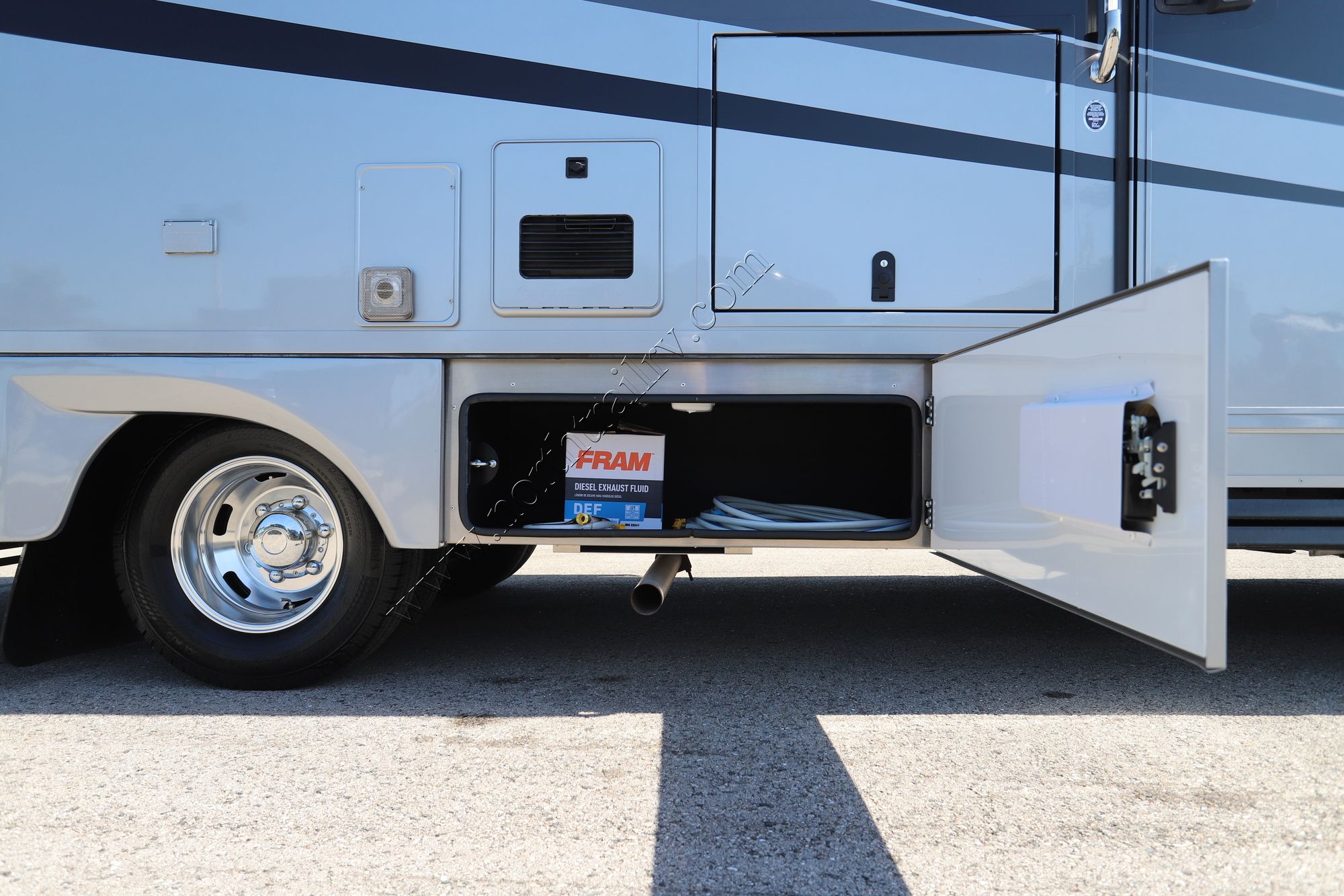 Used 2023 Renegade Rv Vienna 25VRML Class C  For Sale