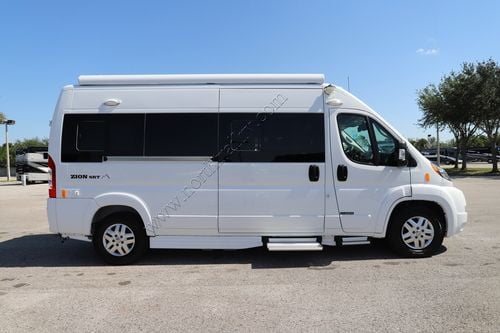 2023 Roadtrek Zion SRT
